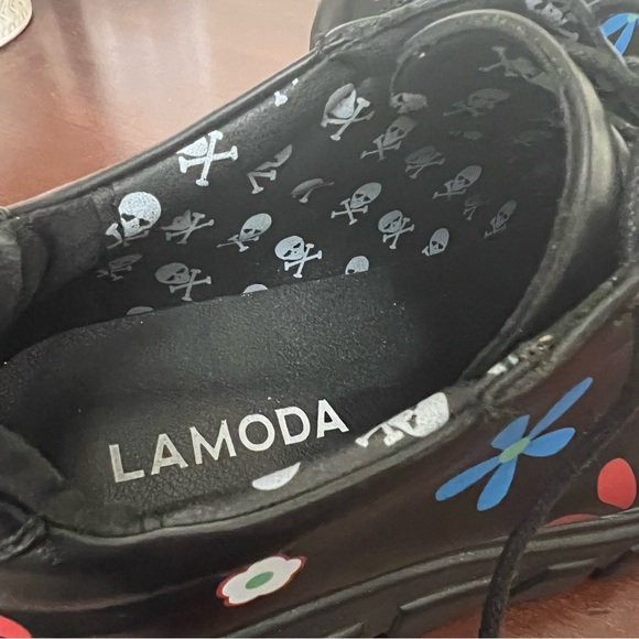 Lamoda IN BLOOM chunky sneaker Black colorful Floral Platform 6 NWOT - Picture 9 of 10